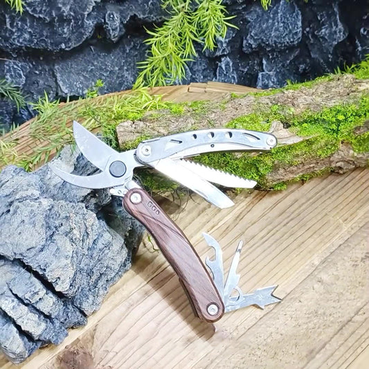 Wautton Multipurpose Garden Clippers with Screwdriver, Saw, Knife, Ruler & More, Compact Garden Shears for Gardening, Camping & Survival Tools-0